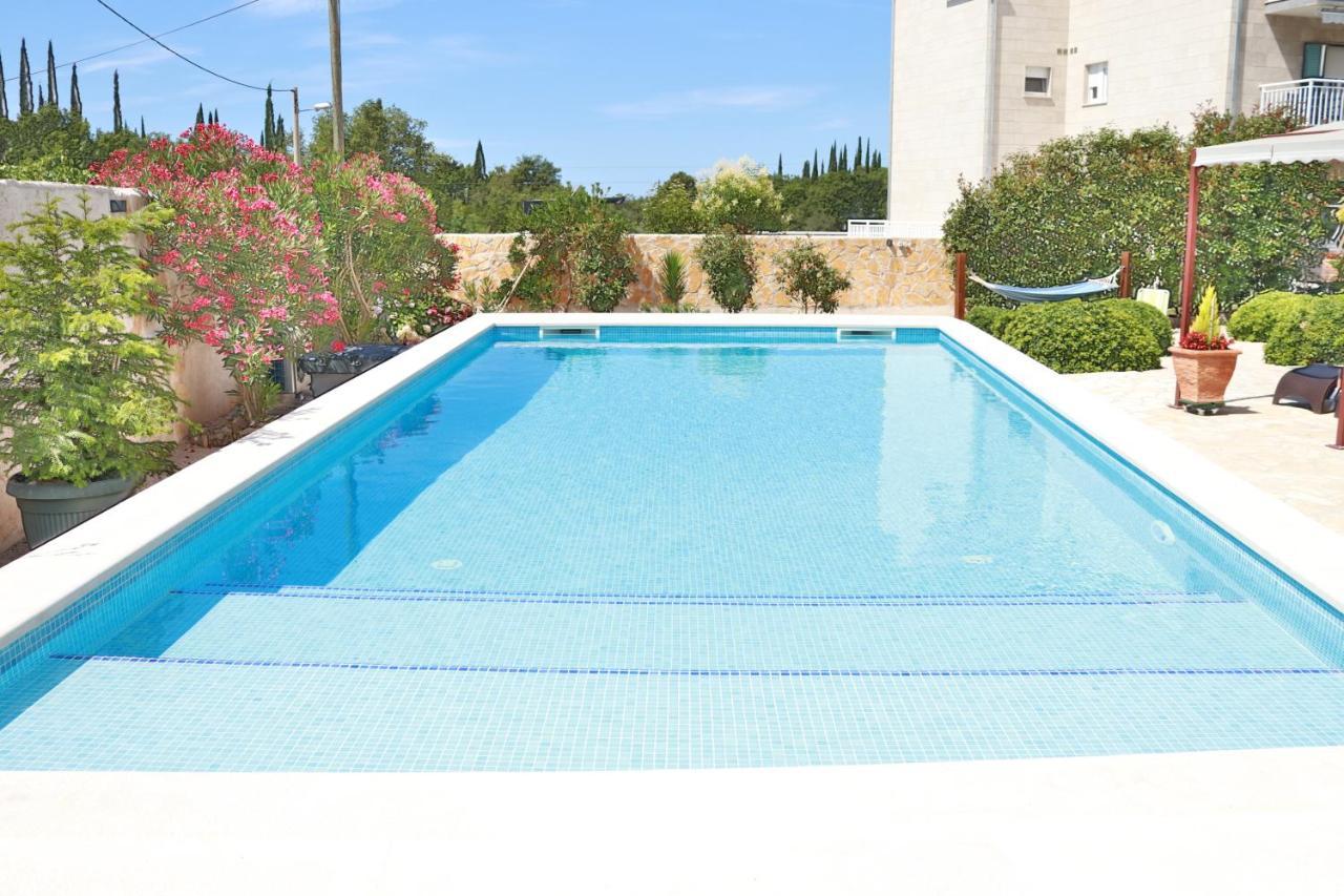 Villa Grand Pinea Čilipi Dış mekan fotoğraf
